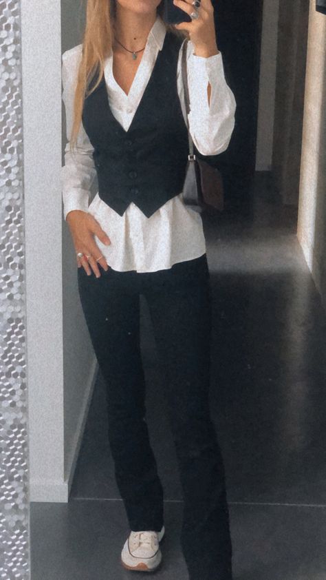 Waistcoat Looks Women, White Shirt And Vest Outfit Women, Black Dress Vest Outfits For Women, Shirt And Waistcoat Outfit, Style Black Waistcoat, Button Up And Vest Outfit, Waistcoat Vest Outfit, Black Vest White Shirt Outfit, Waistcoat Outfit Women Winter