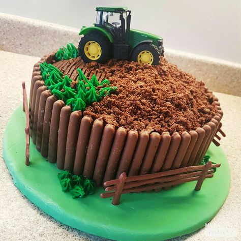 Easy Tractor Cake Ideas, Cake With Tractor On Top, How To Make Tractor Cake, Farm Cake 3rd Birthday, Cow And Tractor Birthday Cake, Chocolate Farm Cake, Tractor Cake Design, Tractor Birthday Cake Easy, Combine Cake Farm