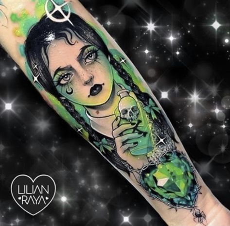 Wednesday Addams Tattoo, Gotik Tattoo, Halloween Tattoos Sleeve, Kunst Tattoos, Theme Tattoo, Kawaii Tattoo, Halloween Tattoo, Tatuaje A Color, Gothic Tattoo