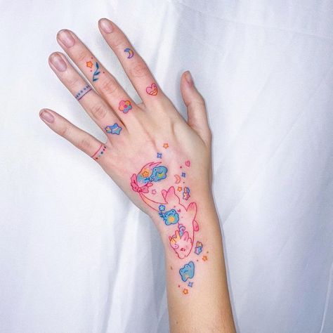 Girly Hand Tattoos, Pastel Tattoo, Small Colorful Tattoos, Colorful Tattoo, Kawaii Tattoo, Cute Little Tattoos, Cute Tiny Tattoos, Tatuaje A Color, Cute Tattoos For Women