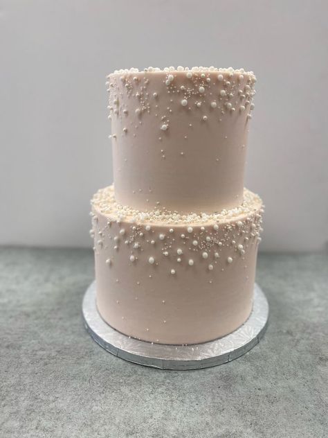 Pink Pearl Wedding, Pearl Wedding Cake, Elegant Wedding Cake Toppers, Wedding Cake Pearls, Confirmation Cakes, Pearl Cake, Wedding Stills, Baptism Cake, Elegant Wedding Cakes