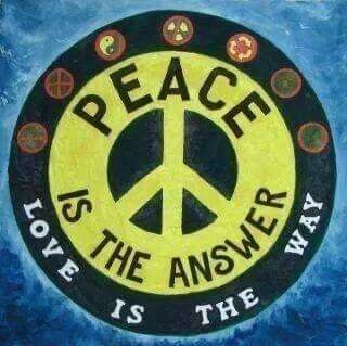 Peace is the answer, love is the way Paz Hippie, Mundo Hippie, Hippie Lifestyle, Hippie Aesthetic, Peace Love Happiness, Give Peace A Chance, Being Yourself, Hippie Peace, Happy Hippie