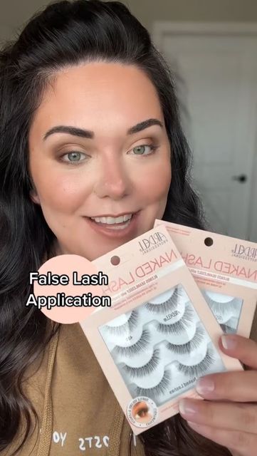 Lash Application How To Apply, Apply Fake Eyelashes, Easy Lash Application, Apply Lashes For Beginners, Fake Eyelashes Applying Tutorial, How To Apply Lashes For Beginners, How To Put Lashes On Yourself, How To Apply Eyelashes, Duo Eyelash Glue