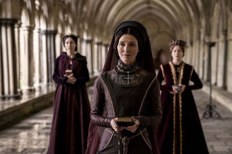 Michelle Fairley Talks About 'The White Princess,' Based on a Real-Life Game of Thrones - Interview With Michelle Fairley Tudor Series, Margaret Beaufort, Michelle Fairley, Catelyn Stark, The White Princess, The Tudors, Wars Of The Roses, White Princess, Princess Margaret