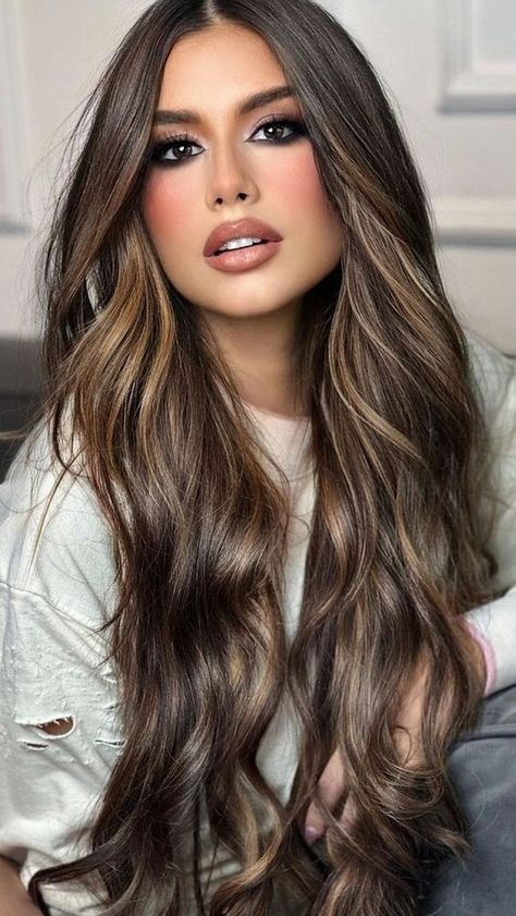 Dark Hair For Light Skin Tones, Curly Brunette, Subtle Blonde Highlights, Rambut Brunette, Coffee Hair, Black Hair Balayage, Peekaboo Hair, Brown Hair Looks, Amazing Desserts