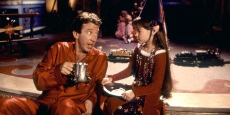 Human, Event, Performance, Scene, Santa Claus Movie, The Santa Clause, Xmas Movies, Tim Allen, Best Christmas Movies, Christmas Films, Classic Christmas Movies, In And Out Movie, Walt Disney Pictures