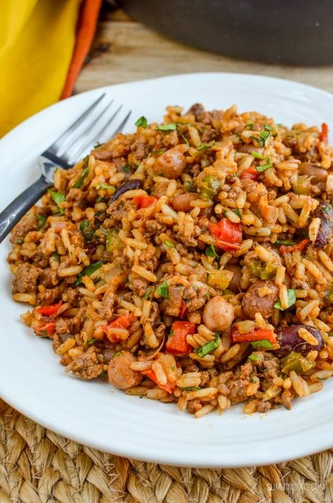 Curry Rice Recipes, Minced Beef Recipes, Fakeaway Recipes, Healthy Rice, Mince Recipes, Caprese Chicken, Beans And Rice, Beef Casserole Recipes, Dinner With Ground Beef