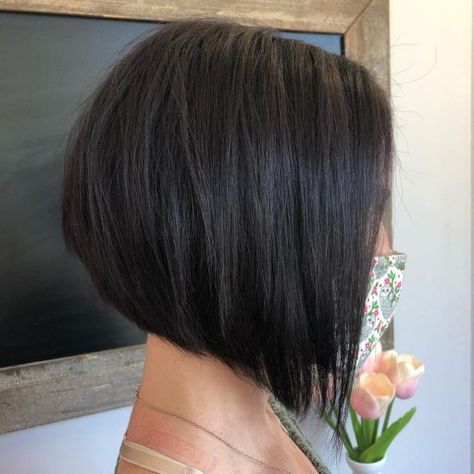 Angled Haircut, Short Angled Bobs, Asymmetrical Bob Short, Κούρεμα Bob, Angled Bob Haircuts, Angled Bob, Bob Haircut For Fine Hair, Inverted Bob, Short Bob Haircuts