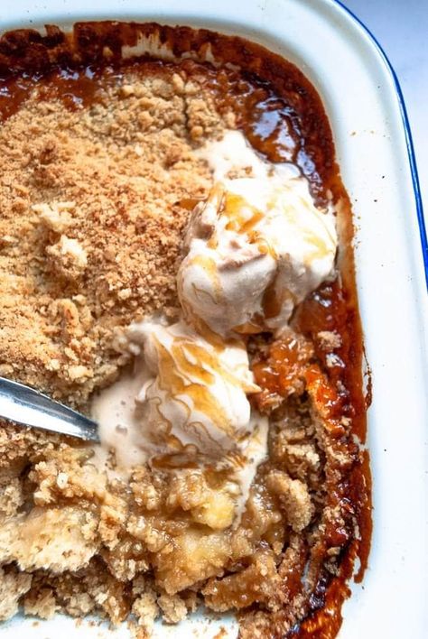 Toffee Apple Crumble - Something Sweet Something Savoury Toffee Apple Dessert, Puddings For Christmas, Pie, Patisserie, Toffee Apple Pie Recipe, Toffee Apple Crumble, Fall Crumble Recipe, Hot Apple Dessert Recipes, Autumn Pudding Recipes