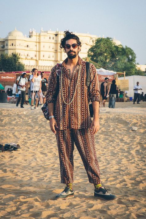 Mens Festival Fashion, Bohemian Style Men, Festival Outfits Men, Estilo Hipster, Look Festival, Estilo Hippy, Mode Kimono, Mode Hippie, Boho Men