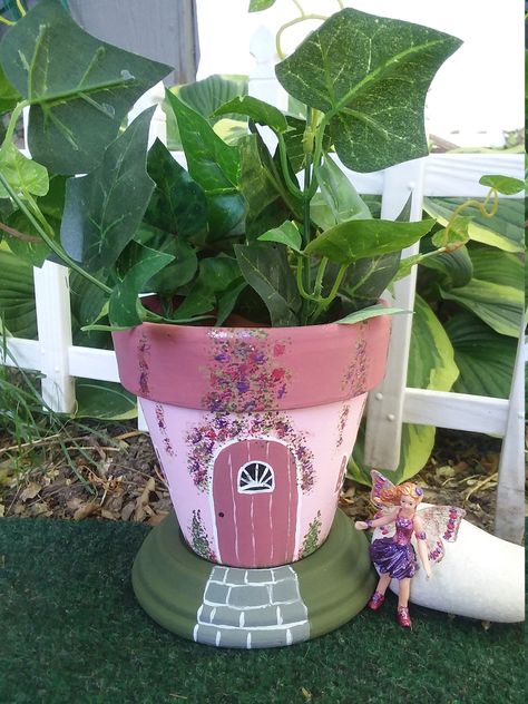 A Flower Pot Home & Fairie 151 price Reduced - Etsy Upcycling, Tera Cotta, Fairy Pots, Painted Flower Pot, Terra Cotta Pot Crafts Diy, Pots Diy, Flower Pot People, Flower Pot Art, Terra Cotta Pot Crafts