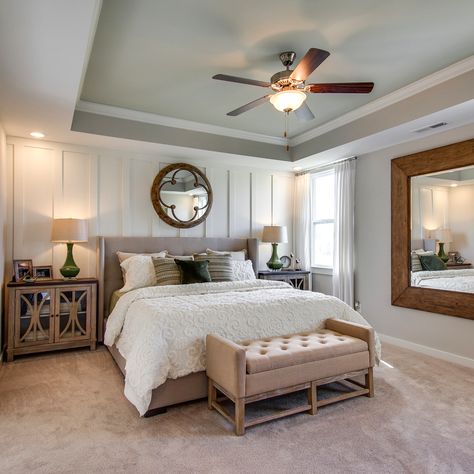 Inset Ceiling Bedroom, Tray Ceiling Wallpaper Ideas, Bedroom Coffered Ceiling, Bedrooms With Tray Ceilings, Tre Ceiling Paint Ideas, Painting Bedroom Ceiling, How To Paint A Room With A Tray Ceiling, Tray Ceiling Bedroom Master Suite, Tray Ceiling Paint Ideas Bedroom