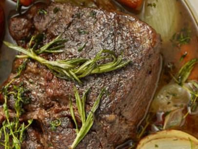 Perfect Pot Roast Pot Roast Pioneer Woman, Pioneer Woman Roast, Flavorful Pot Roast, Pot Roast Easy, Dutch Oven Pot Roast, Oven Pot Roast, Perfect Pot Roast, Chuck Roast Recipes, Adobo Recipe