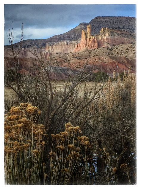 Ghost Ranch Abiquiu New Mexico ge722s | David Kozlowski | Flickr Ghost Ranch New Mexico, Abiquiu New Mexico, Desert Watercolor, Ghost Ranch, Travel New Mexico, Desert Places, New Mexico Homes, Southwest Usa, Landscape Inspiration