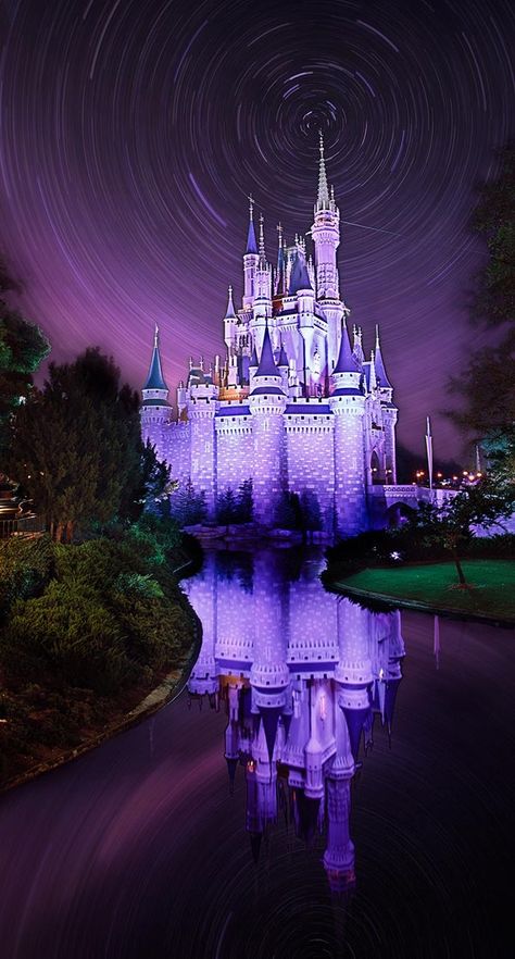 Ayla Aesthetic, Purple Palace, Disney Castles, Cinderella's Castle, Purple Stuff, Chateau Medieval, Toledo Spain, Cinderella Castle, Disney Castle