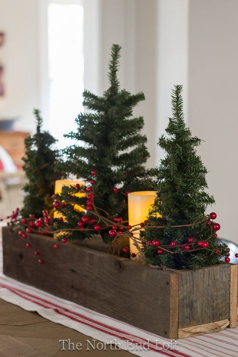 Faux Christmas Trees, Centerpiece Christmas, Farmhouse Style Christmas, Christmas Table Centerpieces, Christmas Centerpieces Diy, Tabletop Christmas Tree, Front Porch Christmas Decor, Christmas Decorations Rustic, Mini Christmas Tree