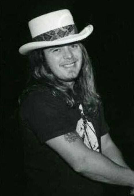 Ronnie Van Zant Atlanta Rhythm Section, Rickey Medlocke, Ronnie Van Zant, Lynyrd Skynyrd Band, Rock Guitarist, 60s Music, Classic Television, Lynyrd Skynyrd, Rock And Roll Bands