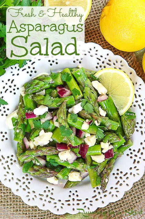 Easter Asparagus, Cold Asparagus, Dressing Vinaigrette, Asparagus Salad Recipe, Vegetarian Stuffing, Low Carb Low Calorie, Easter Brunch Table, Vegetarian Salad, Ham Salad