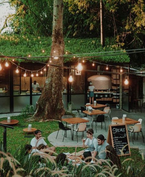 Garden Coffee Shop Design Outdoor, Coffee Shop Outdoor Seating, Garden Cafe Outdoor Coffee Shop, Garden Cafe Design Outdoor Coffee Shop, Restaurant Outdoor Seating Ideas, Outdoor Cafe Aesthetic, Open Cafe Outdoor Design, Outdoor Ideas Garden, Outdoor Cafe Seating