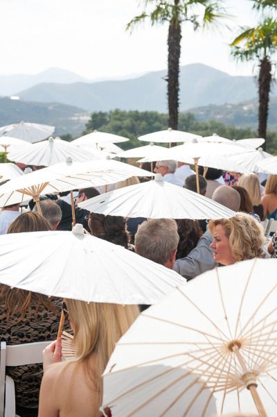 Parasols For Wedding Guests, Outdoor Wedding Umbrellas, Bamboo Umbrella Wedding, Garden Umbrella Wedding, Wedding Parasols Bridesmaids, Shade Umbrellas Wedding, Wedding Sun Umbrella, Wedding Parasol Ideas, Parasols At Wedding