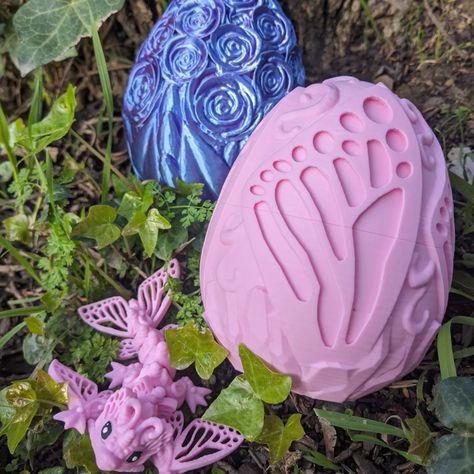 Easter eggs 🐇 🥚 🐣 I'm having so much fun printing these eggs, I can't wait for the purple to arrive tomorrow so I can finally print the crystal egg 🥚 Princess Courtney, Crystal Egg, I Cant Wait, I Can't Wait, The Purple, Fun Prints, I Cant, Easter Eggs, Eden