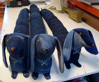 Återvinna Jeans, Repurposed Denim, Blue Jeans Crafts, Denim Dog, Denim Projects, Denim Quilt, Recycled Jeans, Jean Crafts, Denim Ideas