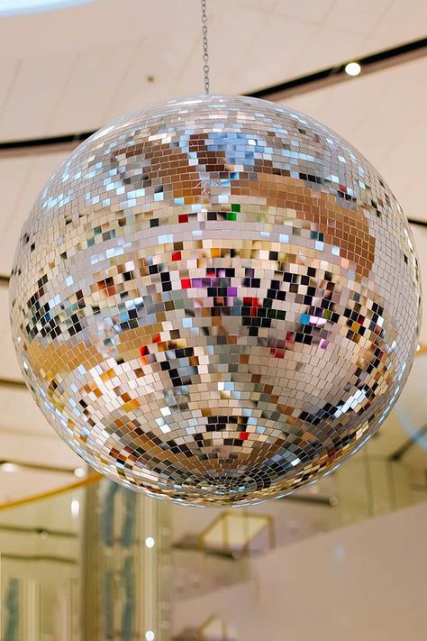 Diy Large Disco Ball, Diy Giant Disco Ball, Diy Mirror Ball, Disco Tiles, Diy Disco Ball, Adhesive Mirror, Ball Mirror, Disco Ball Mirror, Disco Mirror