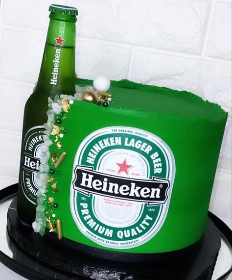 Heineken Birthday Cake, Cake With Beer Bottle, Beer Bottle Cakes For Men, Heineken Cakes For Men, Cake With Bottles Of Alcohol, Beer Cake Design For Men, Bottle Cakes For Men, Beer Cake Ideas For Men, Liquor Cake Design