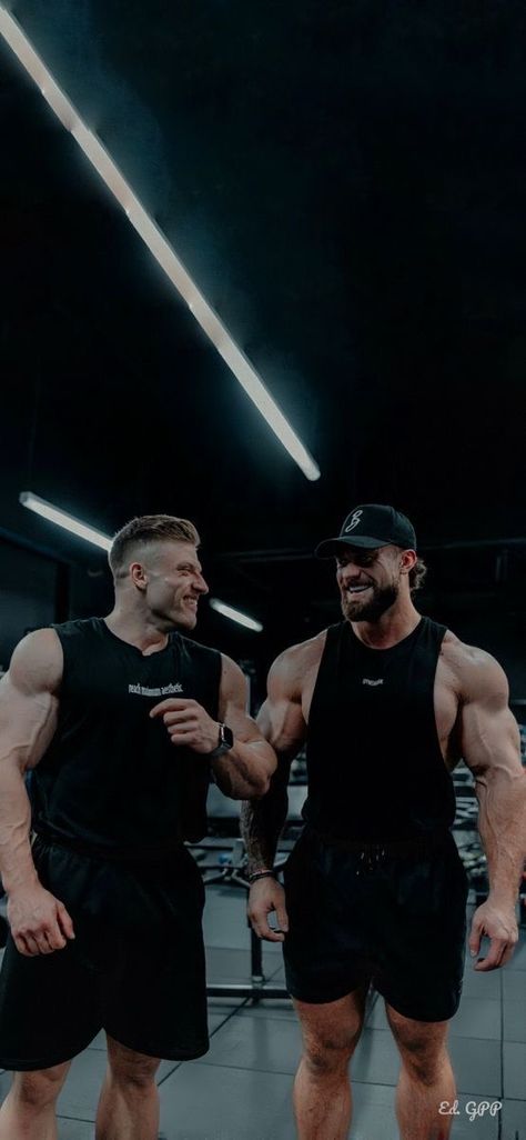 Cbum Gym Photos, C Bum Wallpaper Gym, Gym Lover Wallpaper, Tren Twins Gym Wallpaper, Chris Bumstead Wallpaper 4k, Gym Photography Men, Cbum Gym Aesthetic Wallpaper, Gym Wallpaper 4k, Cbum Gym Motivation