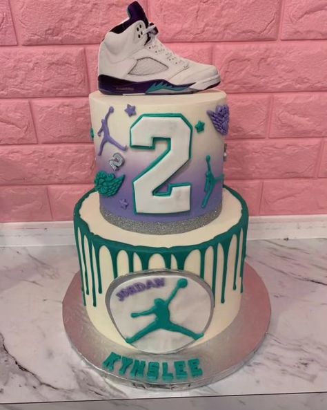 Jordan Shoe Birthday Cake... - K & J's Elegant Pastries Sneaker Ball Cake Ideas, Sneaker Ball Cake, Jordan Birthday Cake, Elegant Pastries, Shoe Birthday Cake, Nike Birthday, Nike Cake, Jordan Cake, Sneaker Ball