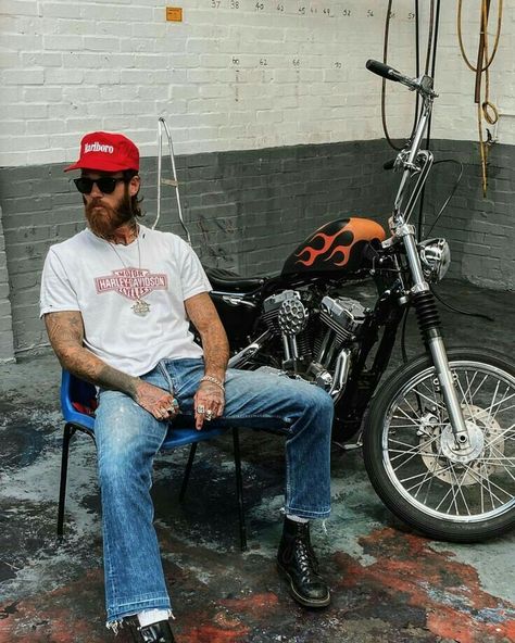 Biker Outfit Men, Biker Style Men, Billy Huxley, Vintage Biker Style, Western Outfits Men, Biker Aesthetic, Aesthetic Outfits Men, Biker Outfit, Cowboy Outfits