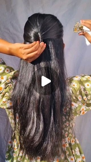 Hair Styles On Saree Simple, Hairstyle For Saree Look Long Hair, Simple Hairstyles On Saree, Easy Hairstyles For Saree, Hair Styles For Saree, Front Hair Styles Easy, Simple Hairstyle For Saree, Indian Hairstyles For Saree, Indian Hair Cuts