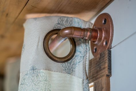 Tiny Home Interior Design, Copper Curtain Rod, Tiny Home Interior, Sewing Curtains, Diy Curtain Rods, No Sew Curtains, Drop Cloth Curtains, Copper Diy, Tropical Wall Art