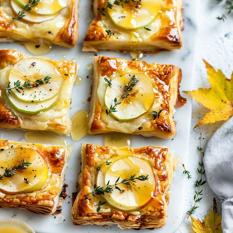 21 Easy Fall Appetizers You'll Love - Slimming Violet - Recipes & Cooking Advice Fancy Fall Appetizers For Party, Healthy Snack Appetizers, Thanksgiving Wonton Appetizers, Fall Harvest Appetizers, Dairy Free Fall Appetizers, Small Bites Appetizers Fall, Fall Small Bites, House Warming Appetizer, Hand Appetizers Finger Foods