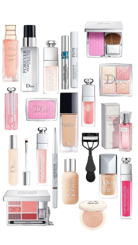 dior products! Best Dior Makeup Products, Dior Beauty Products, Dior Make Up Aesthetic, Dior Makeup Products, Dior Dream Skin, Dior Makeup Packaging, Meka Up, Dior Cosmetics Make Up, Y2k 2023