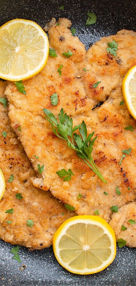 Authentic German Schnitzel Recipe, Pork Snitzel, Beef Schnitzel, Tenderloin Recipes Crockpot, Pork Schnitzel Recipe, Veal Schnitzel, Schnitzel Recipe, Side Dish Ideas, German Food Authentic