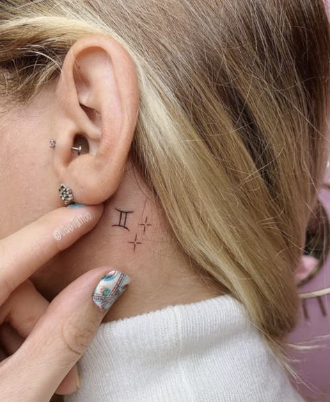 Small Gemini Tattoo, Tattoo Behind Ear, Cute Simple Tattoos, Small Girly Tattoos, Stars Tattoo, Small Shoulder Tattoos, Taurus Tattoos, Anklet Tattoos, Gemini Tattoo