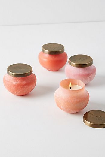 Diwali Packaging, Ceramic Candle Jar, Winter Candles, Berry Sangria, Anthropologie Candle, Candles Ideas, Candle Jar Diy, Good Burns, Farmhouse Side Table