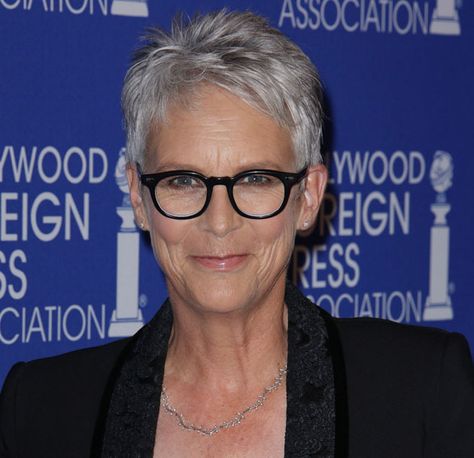 Jamie Lee Curtis To Direct ‘Scream Queens’ Episode Chelsea New York, Short Spiked Hair, Short White Hair, Frizz Free Curls, Audrey Tautou, Robin Wright, Tony Curtis, Lee Curtis, Spiked Hair