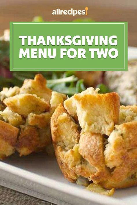 Easy Meals For Thanksgiving, Thanksgiving Dinner For 2 Ideas, Thanksgiving Recipes For Two People, Thanksgiving Ideas For 2 People, Stuffing For 2 People, Turkey Dinner For 2, Thanksgiving Dinner For Two Romantic, Easy Thanksgiving For 2, Two Person Thanksgiving Dinner