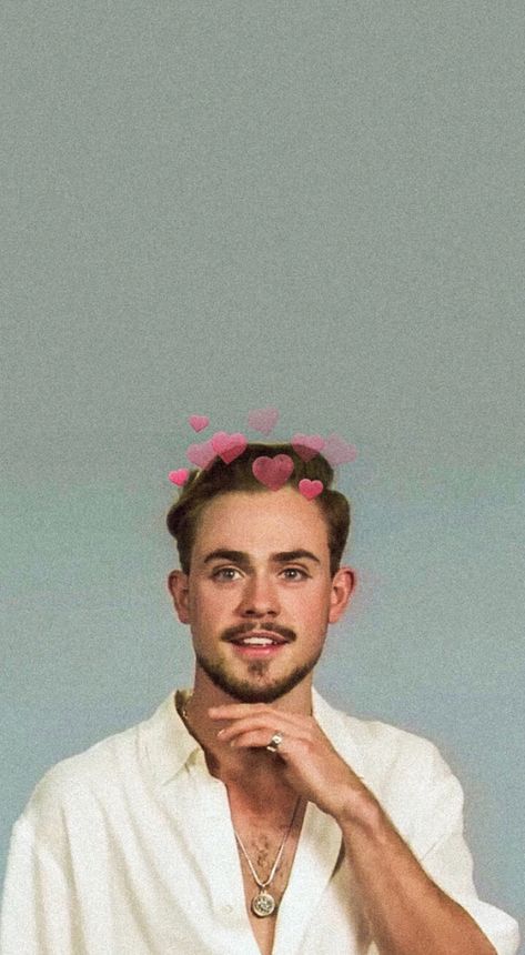 Finna admit hes pifffff Dacre Montgomery Wallpaper, Akali League Of Legends, Dacre Montgomery, Stranger Things Poster, Stranger Things Have Happened, Cast Stranger Things, Stranger Things Aesthetic, Stranger Things Wallpaper, Stranger Things Netflix