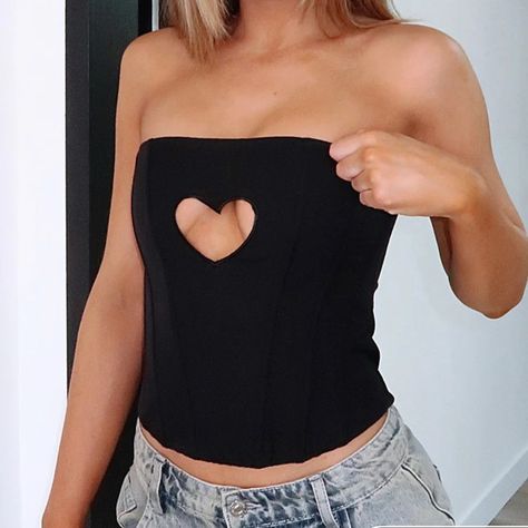 White Fox Boutique Never Love Again Heart Cutout Corset Size M Heart Corset Top, Heart Corset, Fox Heart, Never Love Again, Cut Out Top, White Fox Boutique, Concert Outfits, Boutique Tops, Love Again