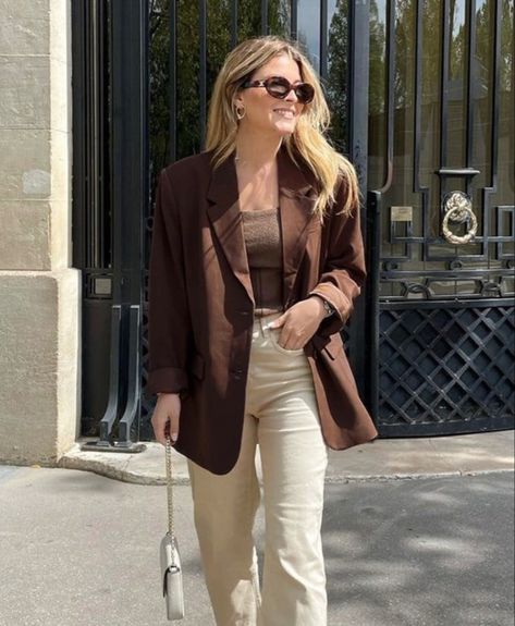 Dark Brown Blazer Outfit, Outfits With Blazers For Women, Blazer Outfits For Women Casual, Brown Blazer Women's, Brown Blazer Outfit, Coat Outfit Casual, Business Professional Outfits, Blazer Outfits For Women, Blazer Casual