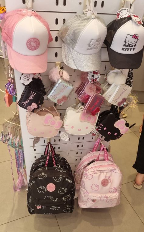 Drawing On Backpack, Prank Pics, Hello Kitt, Hello Kitty Videos, Unicorn Themed Birthday Party, Cute Mini Backpacks, Hello Kitty Rooms, Kitty Clothes, Kitty Items