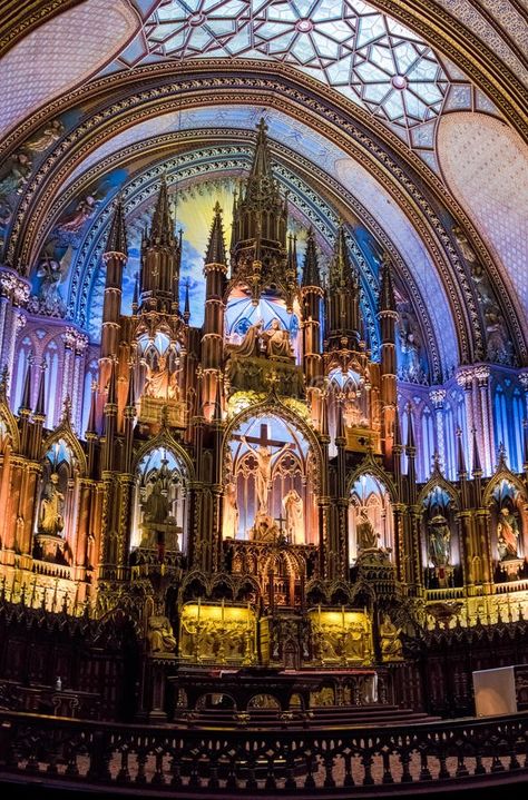 Notre Dame Basilica Montreal, Notre Dame Montreal, Notre Dame Basilica, Plain Wedding Dress, Notre Dame Cathedral, Cathedral Church, Of Montreal, Sacred Places, Montreal Canada