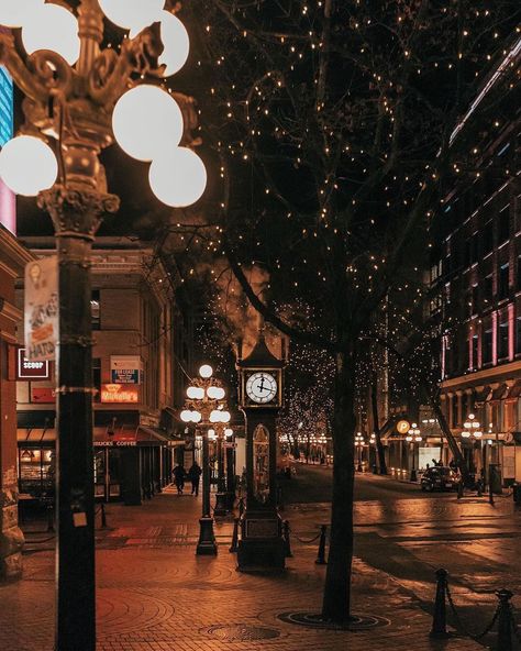 Vancouver Night, Gastown Vancouver, Toronto City, Vancouver Bc Canada, Photography Jobs, Jobs Online, Winter Background, Birmingham City, Explore Canada