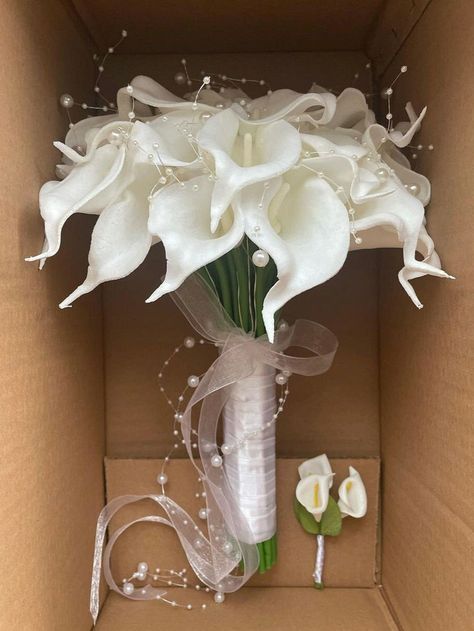 Chic Calla Lily White Bridal Bouquet With Boutonniere, Calla Lily Bouquet, White Bridal Bouquet With Boutonniere, Elegant Bridal Bouquet - Etsy UK White Lilies Wedding Bouquet, Nikkah Flower Bouquet, Calalilly Bouquet Modern, Wedding Bouquets Pearls, Teardrop Bridal Bouquet, Elegant White Bridal Bouquet, Bridal Bouquet Calla Lily, Calla Wedding Bouquet, Calla Lily And Orchid Bouquet