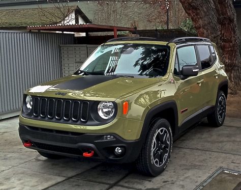 2015 Jeep Renegade.  Great color bought this jeep yesterday! Jeep Renegade Trailhawk, 2015 Jeep Renegade, Dodge Chrysler, Chrysler Jeep, Overland Vehicles, Jeep Renegade, Nissan Gt-r, Jeep Wrangler Unlimited, Jeep Life