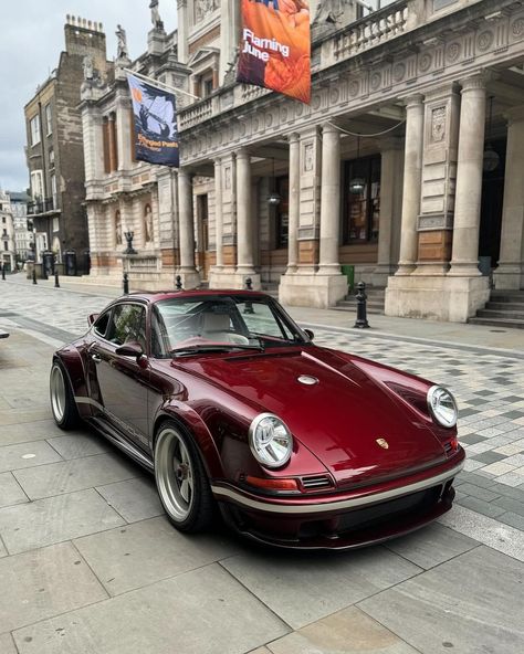 Facebook Old School Porsche, Red Porsche, Singer Vehicle Design, Porsche 912, Classy Cars, Classic Porsche, Porsche Cars, Chevrolet Chevelle, Drift Cars