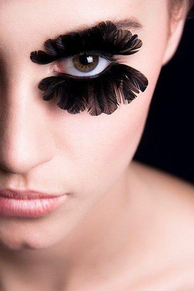 Feather Lashes, Bird Makeup, Makeup Studio Decor, Feather Eyelashes, Shiny Makeup, Cosmetic Inspiration, Vampire Witch, Beautiful Eyelashes, Lashes Logo